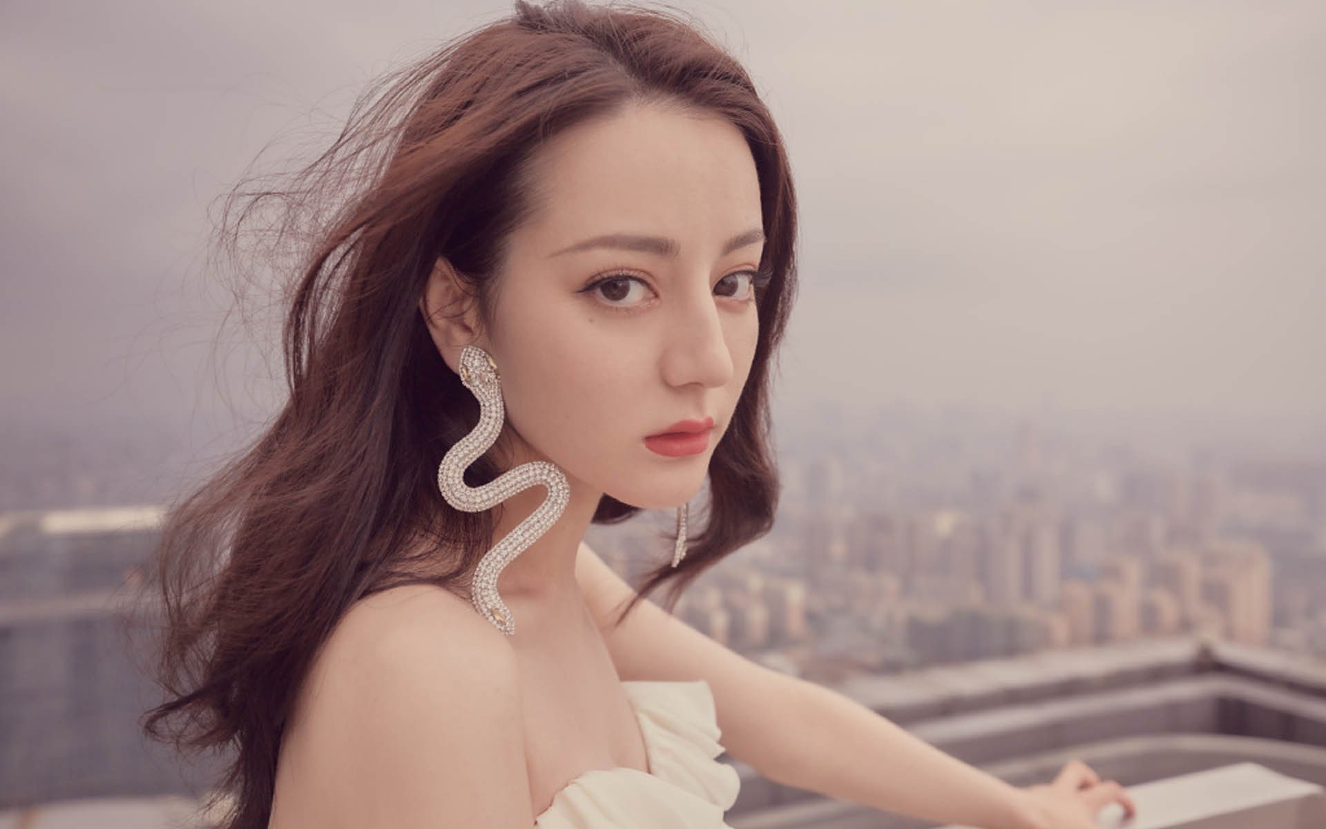 《《和平精英》全国争霸,决战正酣》,和平精英官方比赛直播